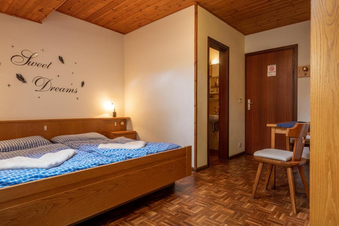 Appartements Pension Sonia Funes  Exteriör bild