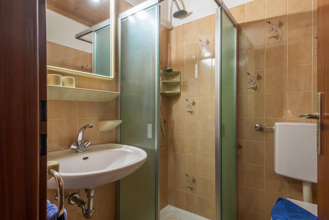 Appartements Pension Sonia Funes  Exteriör bild