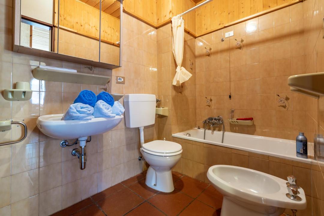 Appartements Pension Sonia Funes  Exteriör bild
